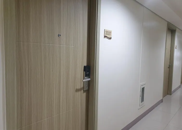 Skyview Condotel Breeze Residences Near Wtc,Picc,Moa,Naia,Us Embassy Apartment *