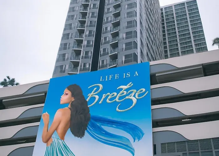 Skyview Condotel Breeze Residences Near Wtc,Picc,Moa,Naia,Us Embassy